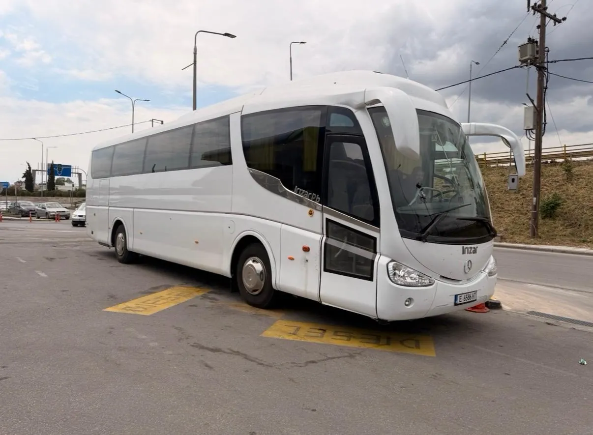 Mercedes-Benz Irizar, left side